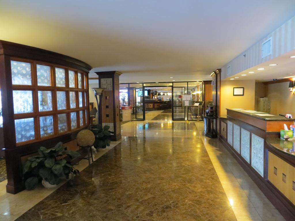 Gateway Hotel Dallas Park Central Zewnętrze zdjęcie