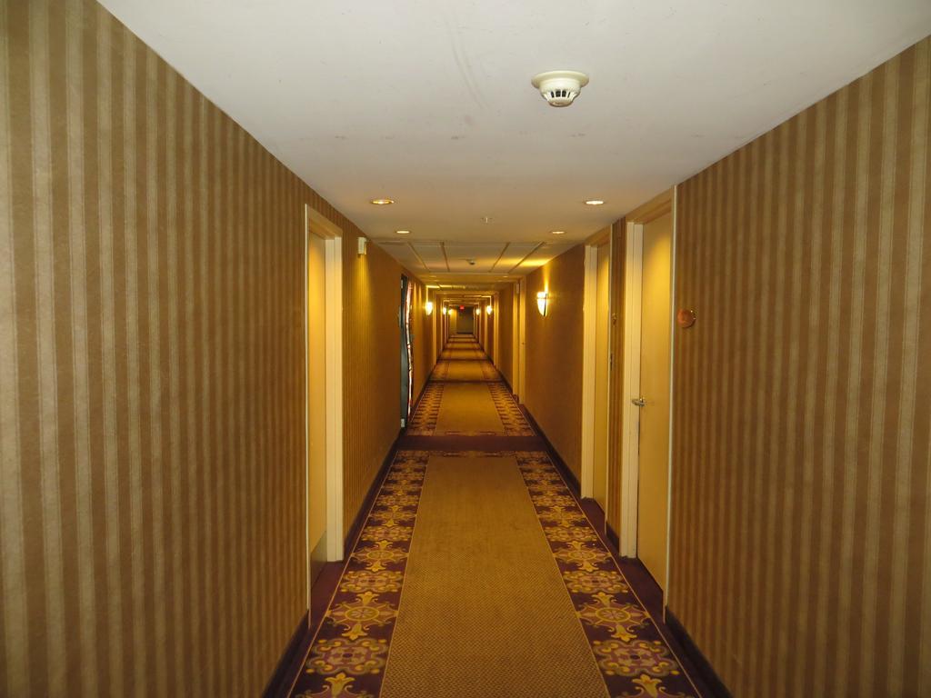 Gateway Hotel Dallas Park Central Zewnętrze zdjęcie