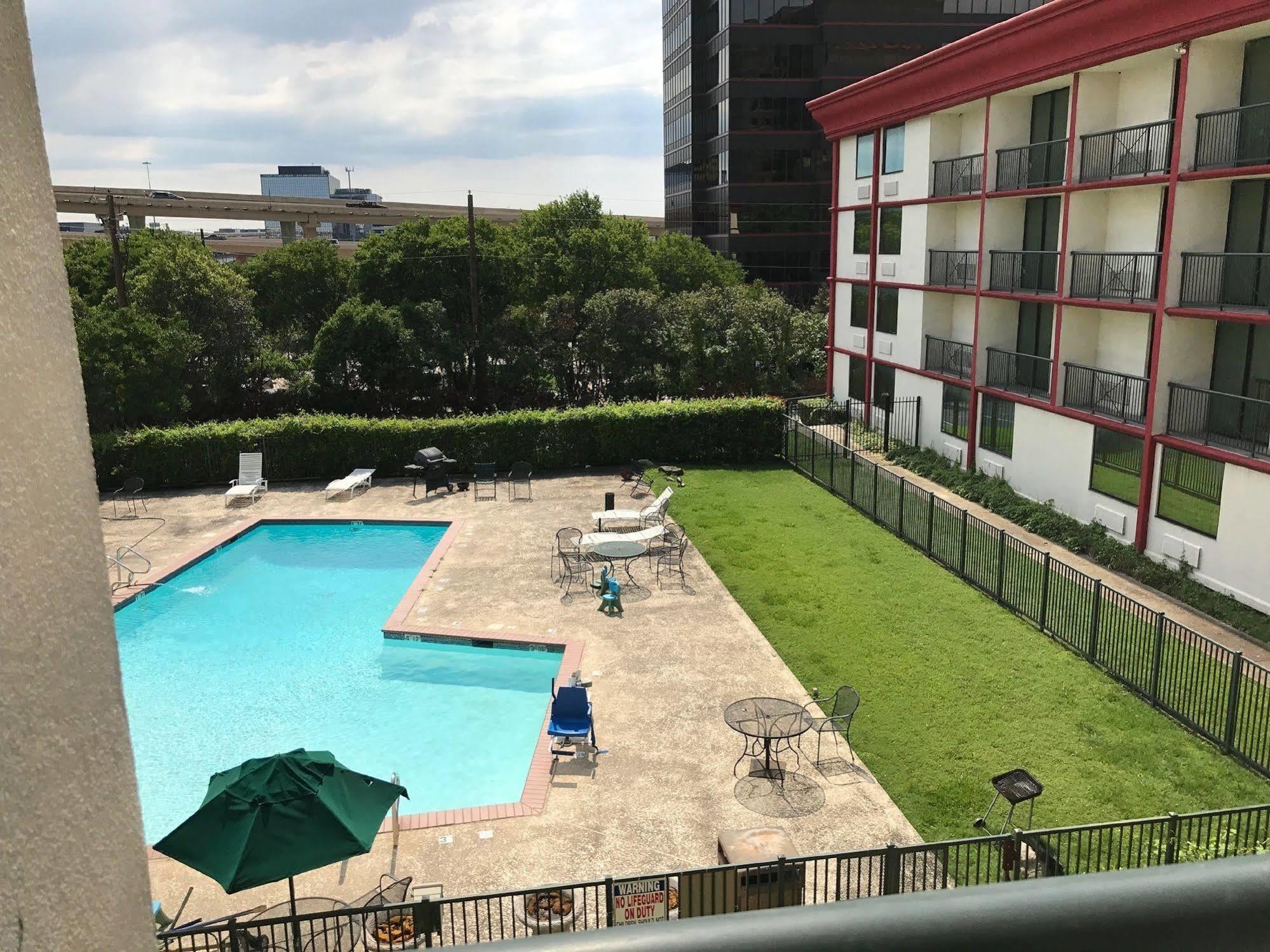 Gateway Hotel Dallas Park Central Zewnętrze zdjęcie