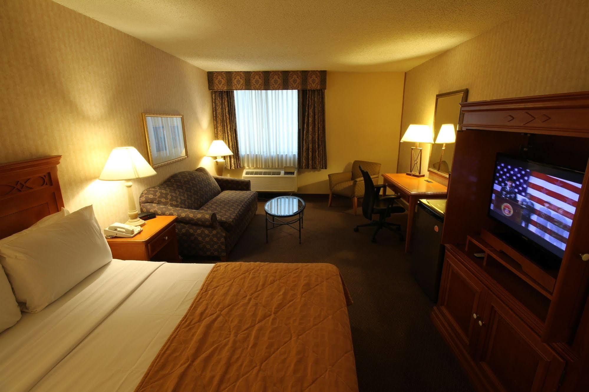 Gateway Hotel Dallas Park Central Zewnętrze zdjęcie